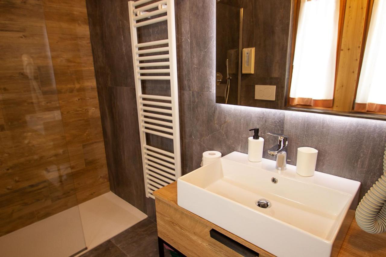 Residence Hotel Santa Maria Piscina E Wellness Peio Fonti Kültér fotó