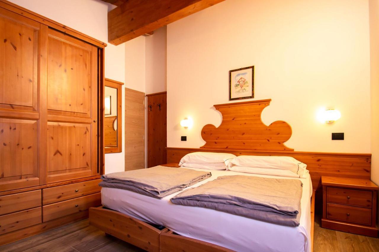 Residence Hotel Santa Maria Piscina E Wellness Peio Fonti Kültér fotó